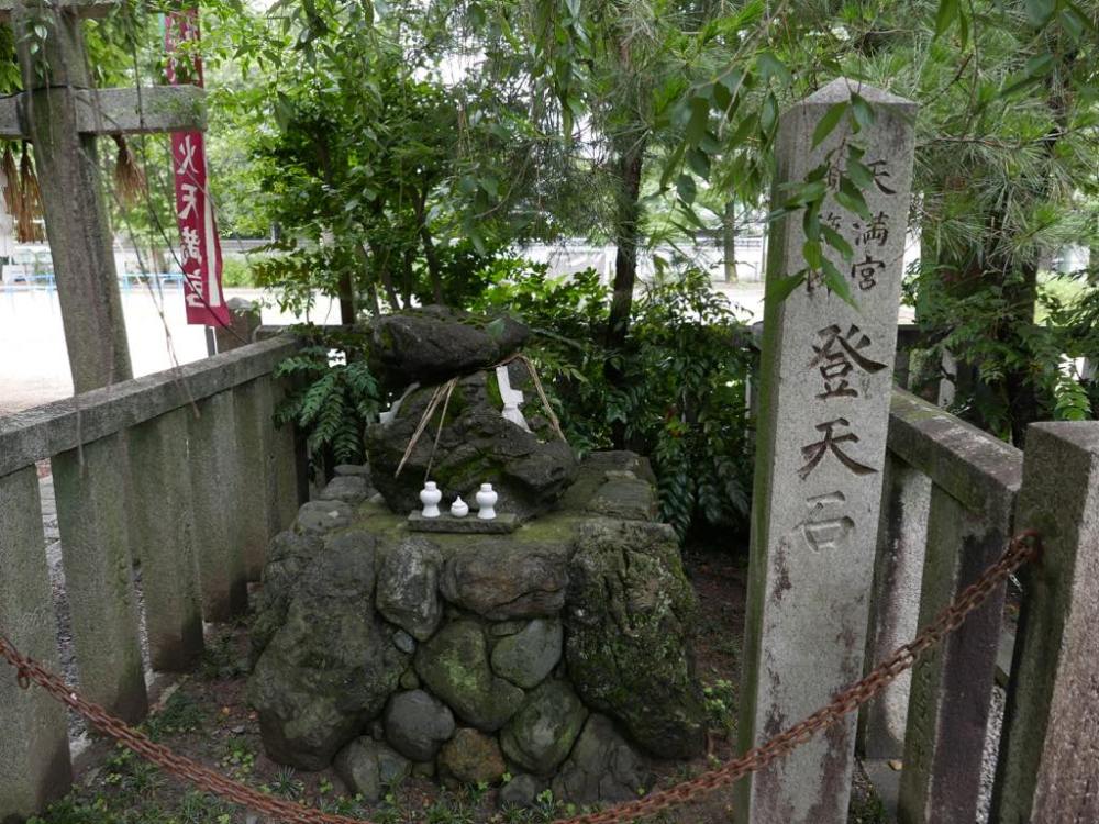 p1010549_27322996523_o